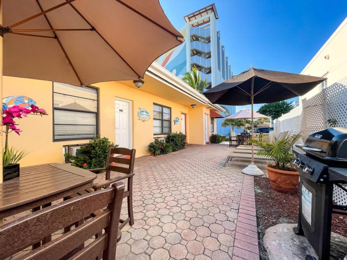 Greniers Hotell Hollywood Exteriör bild